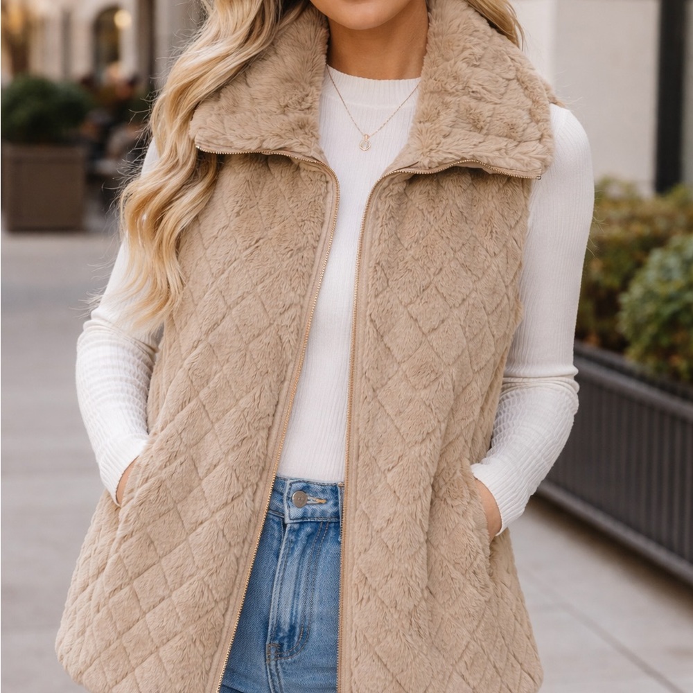 Carmen Women's Quilted Tan Vest